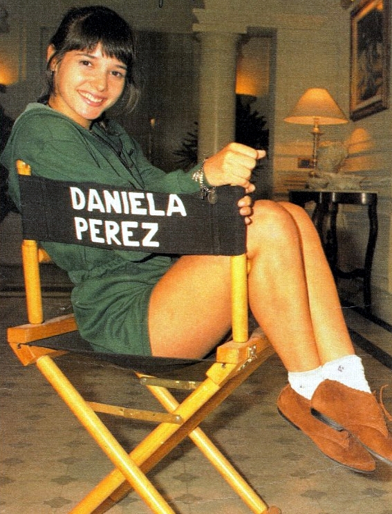 Daniella Perez nos Bastidores da Rede Globo.